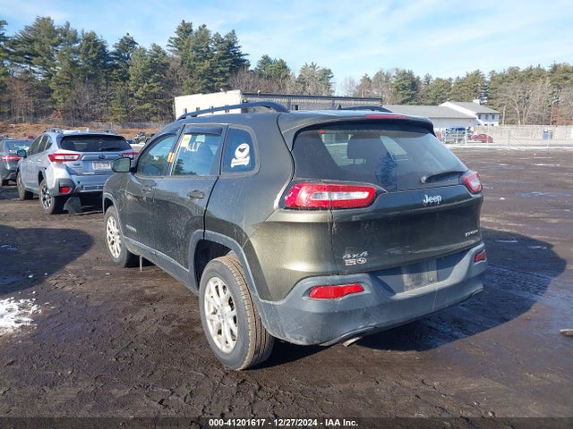 1C4PJMAB6GW110710 Jeep Cherokee Sport