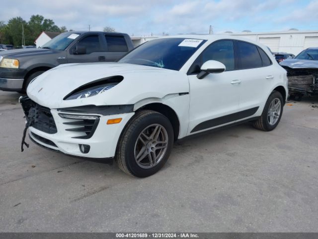 2018 PORSCHE MACAN WP1AA2A55JLB04313 Photo 1
