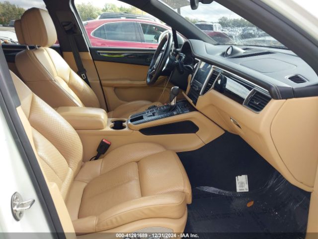 2018 PORSCHE MACAN WP1AA2A55JLB04313 Photo 4
