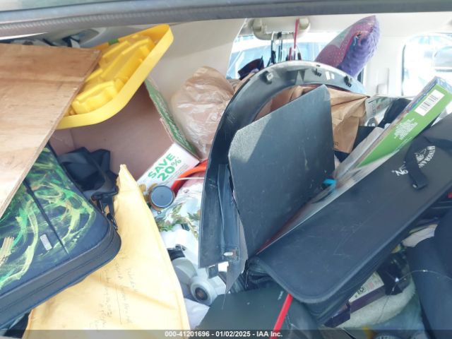 2HKRM4H35EH687682 Honda CR-V LX