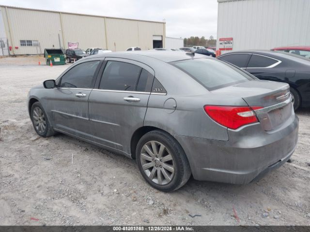 2013 CHRYSLER 200 1C3CCBCG4DN589768 Photo 2