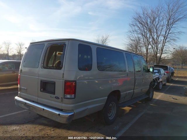 1FBSS3BL3EDB00299 Ford E-350 Super Duty Xlt