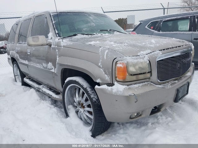 2000 CADILLAC ESCALADE 1GYEK13R4YR144703 Photo 0