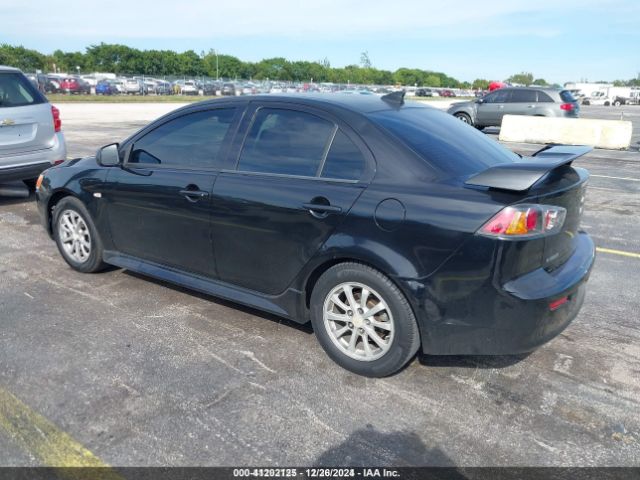 2011 MITSUBISHI LANCER JA32U2FU9BU001368 Photo 2
