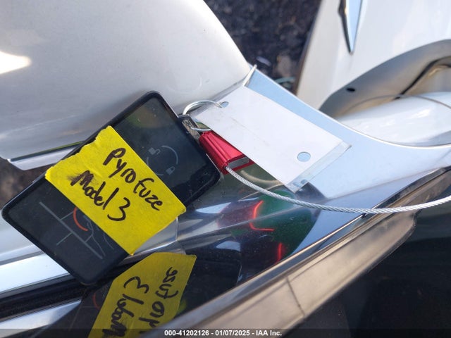 2020 TESLA MODEL 3 5YJ3E1EA3LF634057 Photo 10