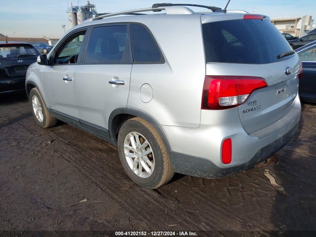 KIA Sorento Lx V6 2014 5XYKTDA71EG497743 Image 3