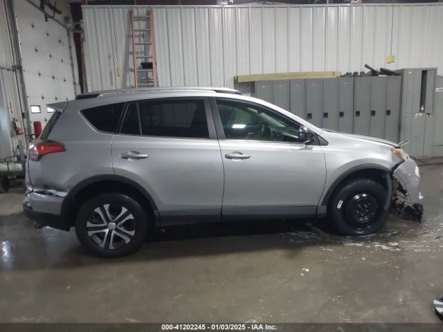 2T3ZFREV6HW382184 Toyota RAV4 LE