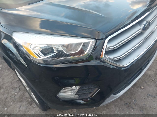 Ford Escape Titanium 2017 1FMCU0J90HUB14658 Image 20