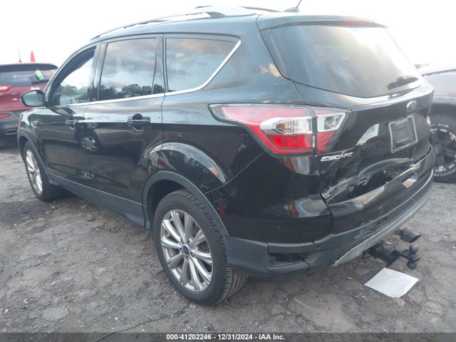 Ford Escape Titanium 2017 1FMCU0J90HUB14658 Image 3