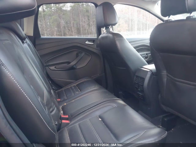 Ford Escape Titanium 2017 1FMCU0J90HUB14658 Image 8