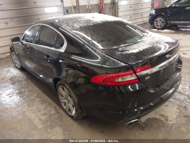 2011 JAGUAR XF SAJWA0FB9BLS09210 Photo 2