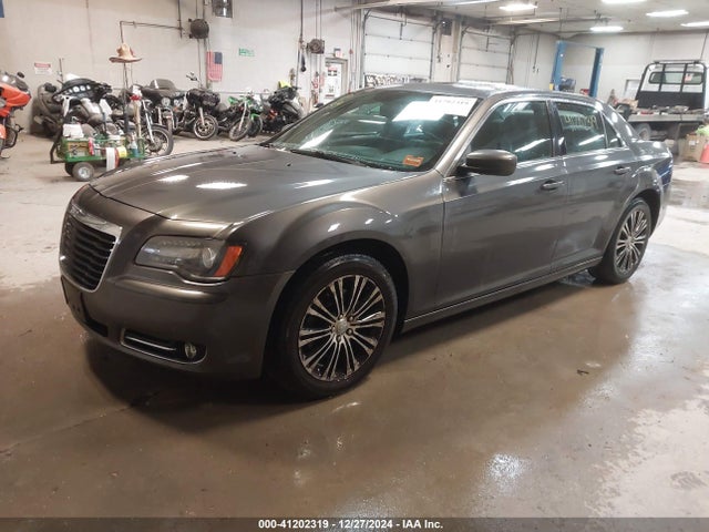 Chrysler 300 300s 2014 2C3CCAGG0EH179435 Image 2