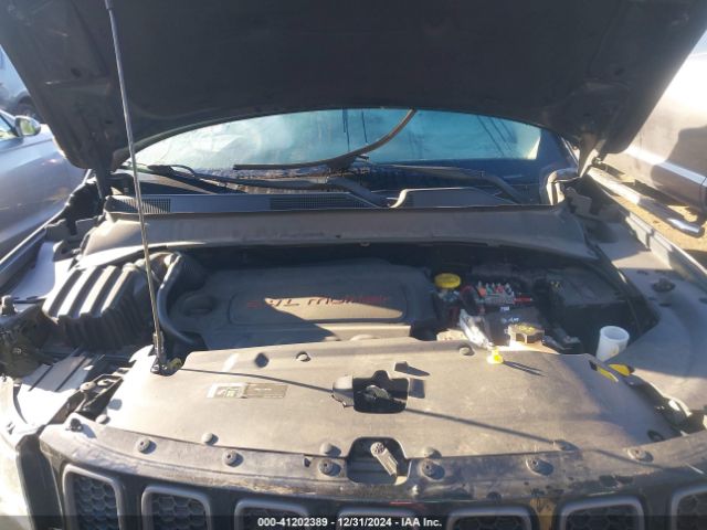 3C4NJDDB9JT465709 Jeep Compass Trailhawk 4x4