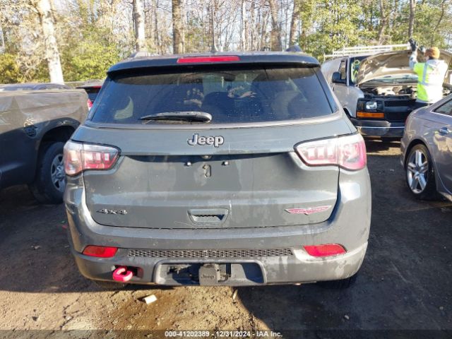 3C4NJDDB9JT465709 Jeep Compass Trailhawk 4x4