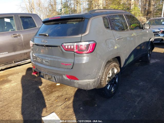 3C4NJDDB9JT465709 Jeep Compass Trailhawk 4x4