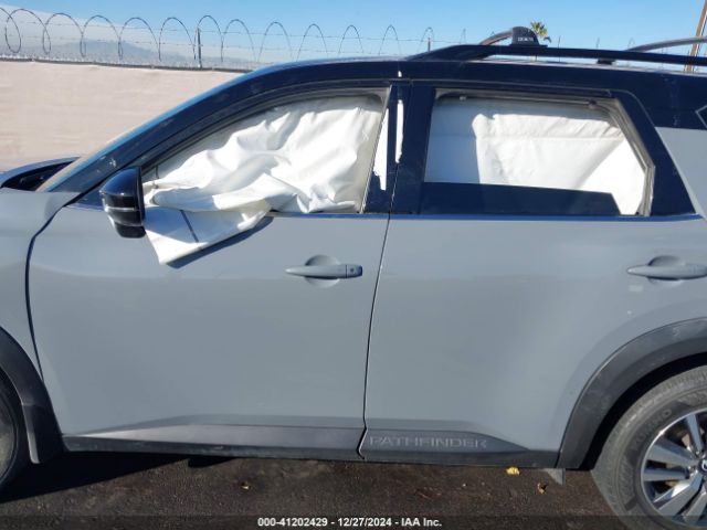 5N1DR3CA3NC254249 Nissan Pathfinder Sl 2wd