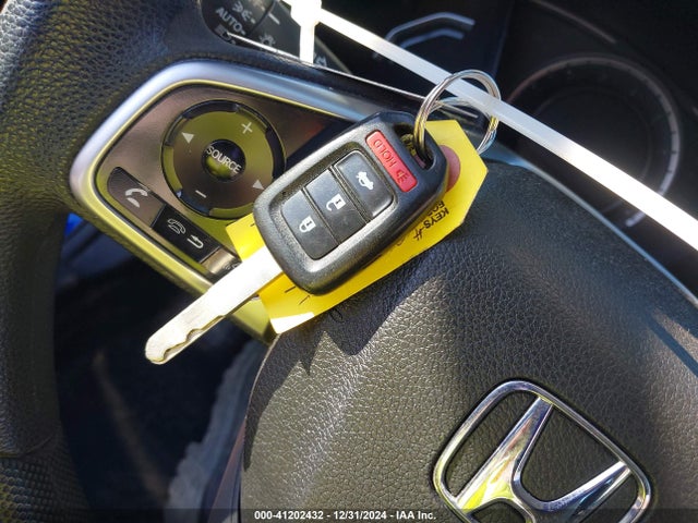 Honda Civic Lx 2017 2HGFC2F50HH569116 Image 11