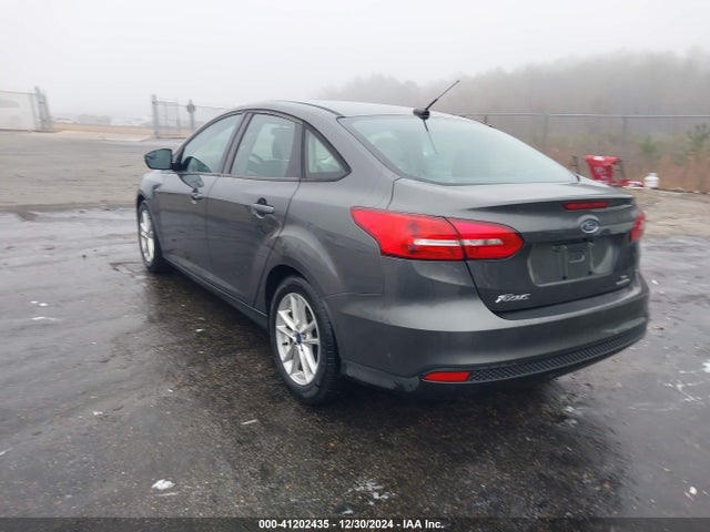 Ford FOCUS SE 2016 1FADP3F26GL365269 Image 3