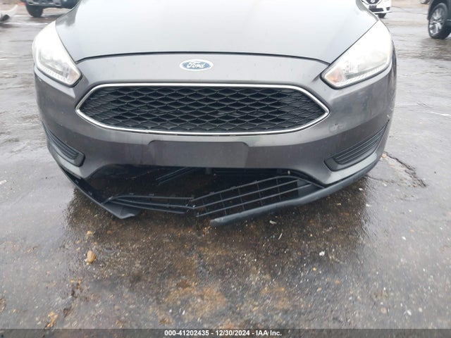 Ford FOCUS SE 2016 1FADP3F26GL365269 Image 6