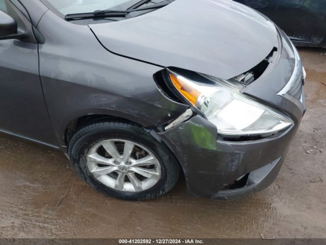 3N1CN7AP5FL957824 Nissan Versa 1.6 Sl