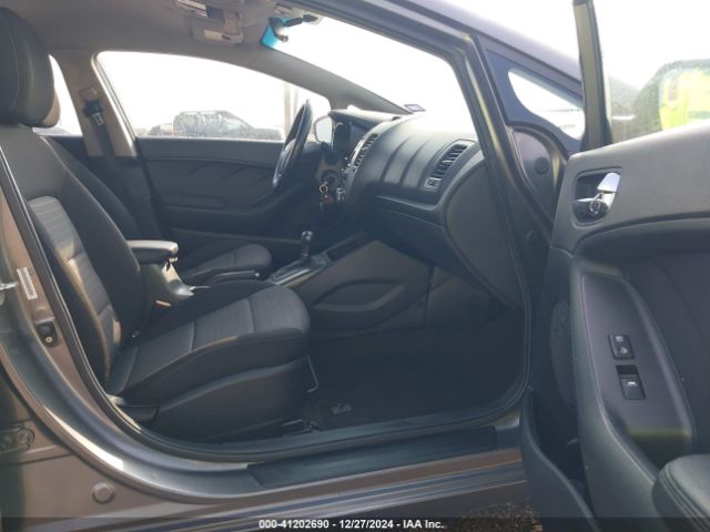 KNAFX5A89F5389849 KIA FORTE EX