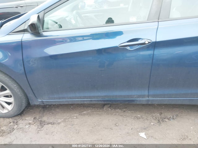 Hyundai ELANTRA SE 2015 5NPDH4AE5FH604117 Image 14