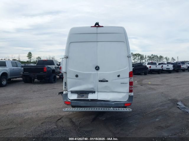 WD3PE8DD3GP361052 Mercedes-Benz Sprinter 2500 High  Roof/high Roof