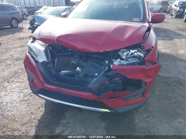 JN8AT2MV6HW277018 Nissan ROGUE SV
