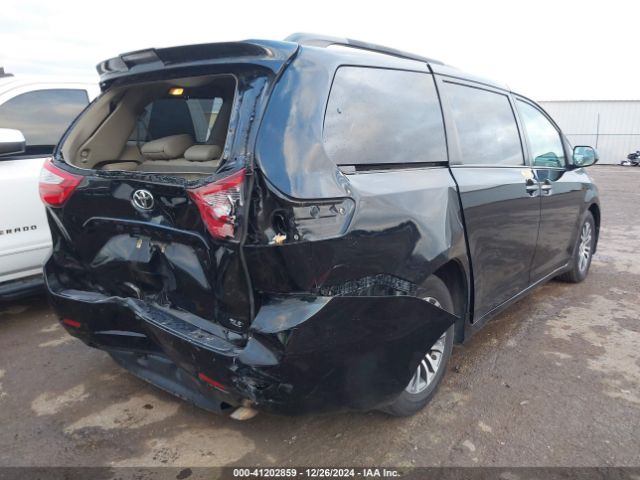 5TDYZ3DC4KS994036 Toyota Sienna Xle 8 Passenger