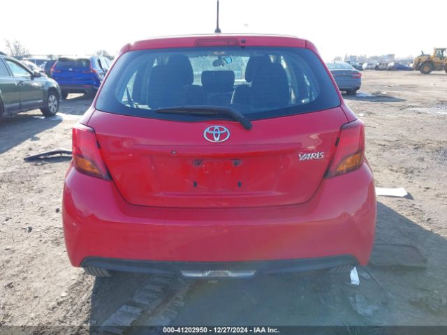 VNKKTUD33FA039946 Toyota YARIS L