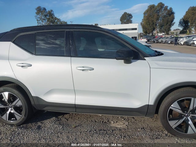 YV4ED3UR7M2580522 Volvo Xc40 Recharge Pure Electric P8