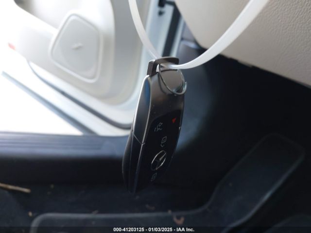 W1N9M0CB1PN057869 Mercedes-Benz Eqb 250 Suv