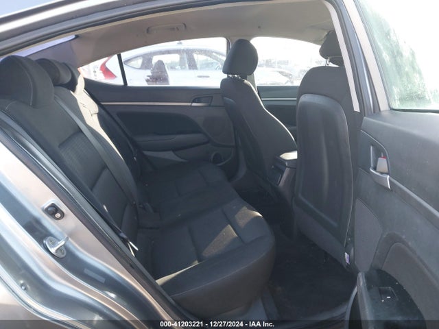 Hyundai ELANTRA SEL 2018 KMHD84LF8JU496804 Image 8