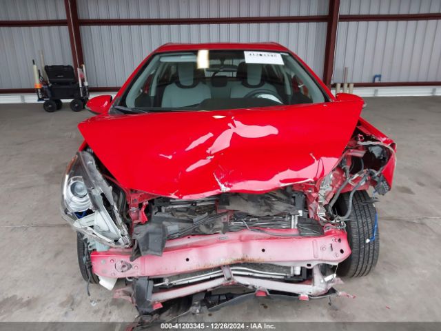 JTDKDTB33F1581101 Toyota Prius C One