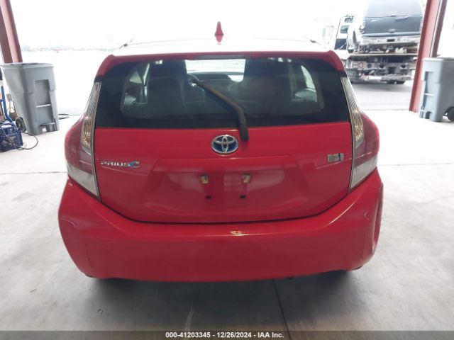 JTDKDTB33F1581101 Toyota Prius C One