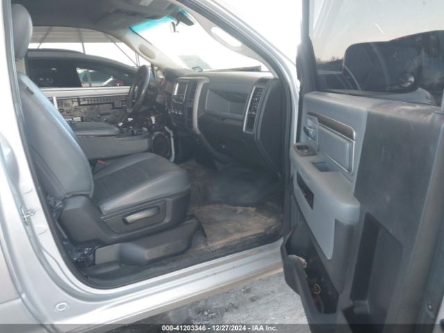 3C6JR7AG5JG310678 RAM 1500 Tradesman  4x4 6'4 Box