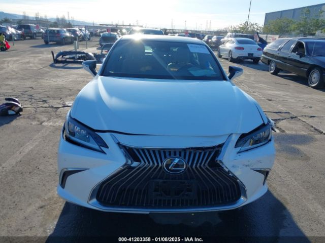 58ABZ1B14KU021072 Lexus ES 350