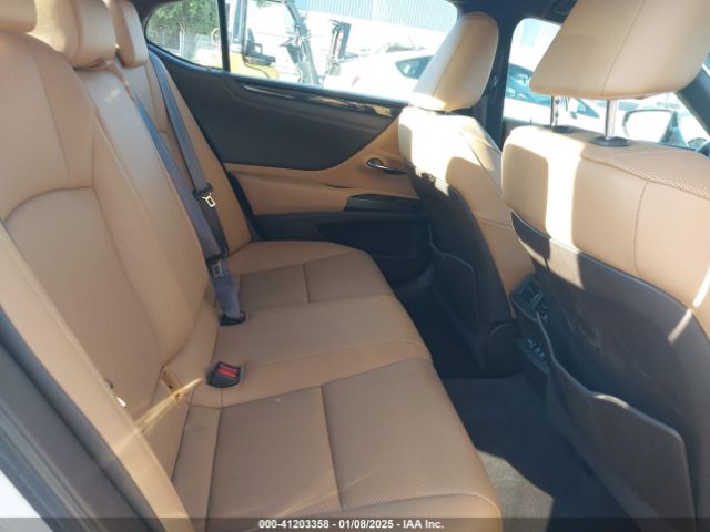 58ABZ1B14KU021072 Lexus ES 350