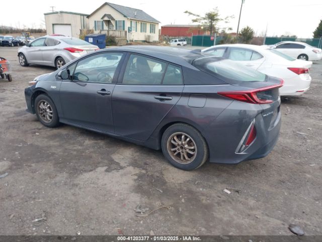 JTDKARFP9H3000863 Toyota Prius Prime Premium