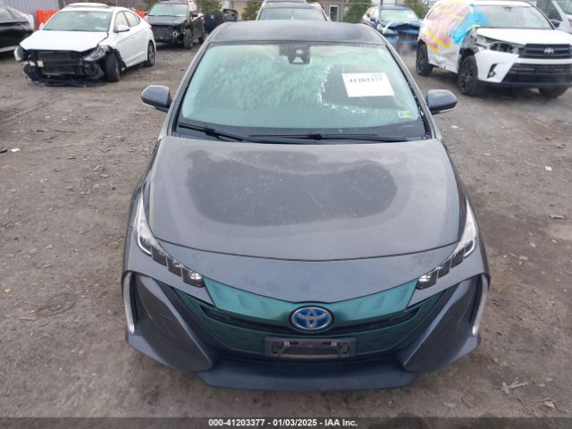 JTDKARFP9H3000863 Toyota Prius Prime Premium