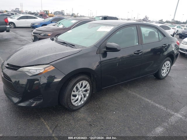 Toyota COROLLA LE 2017 5YFBURHE3HP651173 Image 2