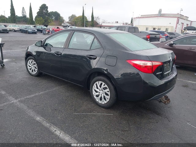 Toyota COROLLA LE 2017 5YFBURHE3HP651173 Image 3