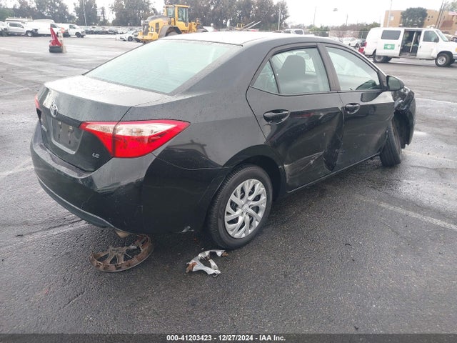 Toyota COROLLA LE 2017 5YFBURHE3HP651173 Image 4