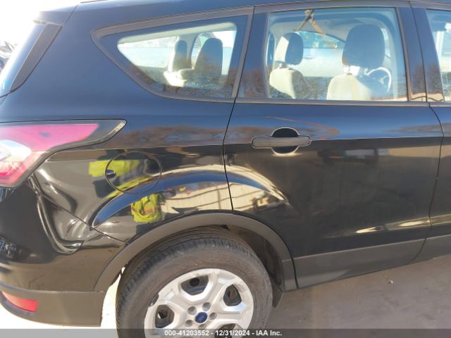 1FMCU0F78HUA93355 Ford ESCAPE S