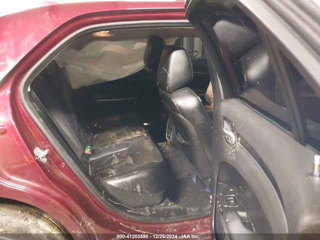 2C3CCAKG8GH334727 Chrysler 300c Awd