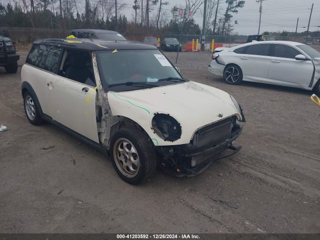2012 MINI COOPER CLUBMAN WMWZF3C59CT489125 Photo 0