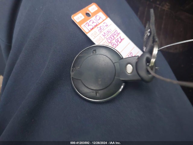 2012 MINI COOPER CLUBMAN WMWZF3C59CT489125 Photo 10