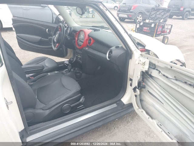 2012 MINI COOPER CLUBMAN WMWZF3C59CT489125 Photo 4