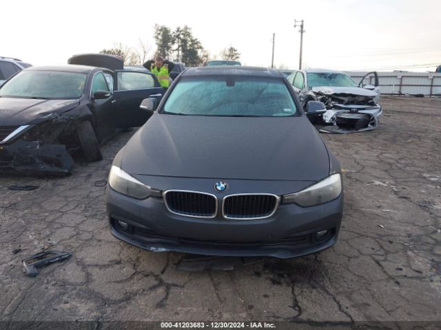 WBA8E1G54GNT35610 BMW 320i