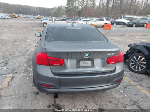 WBA8E1G54GNT35610 BMW 320i